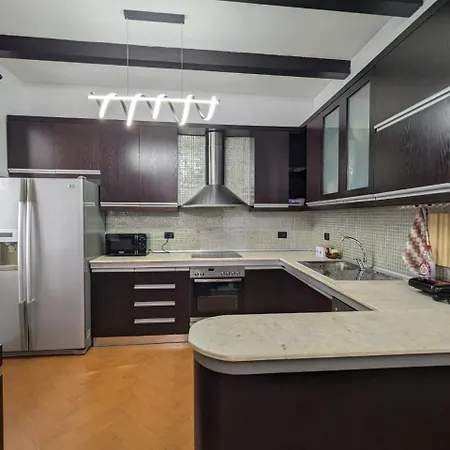 Classic Villa-spacious Center Free Parking Willa